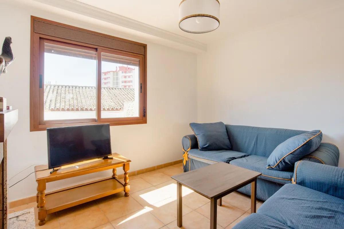 Habitacion En Casa Vacacional Фуэнхирола Экстерьер фото