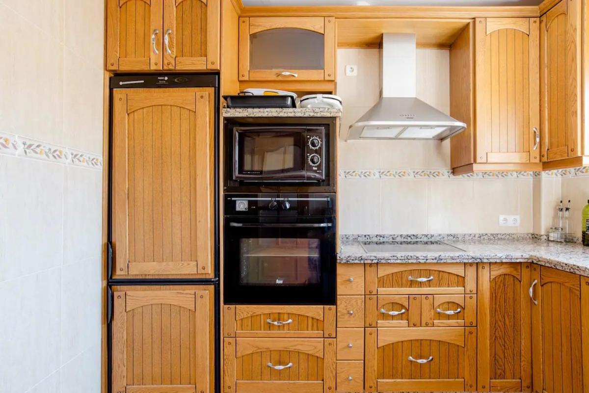 Habitacion En Casa Vacacional Фуэнхирола Экстерьер фото