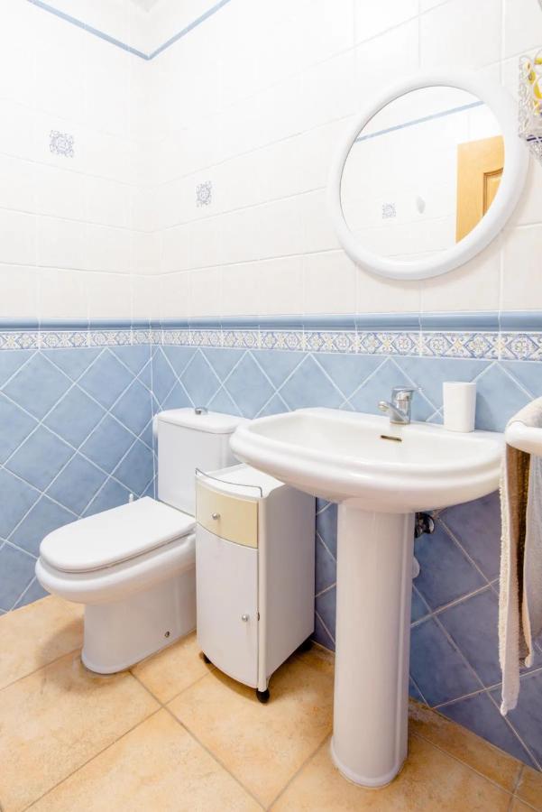 Habitacion En Casa Vacacional Фуэнхирола Экстерьер фото