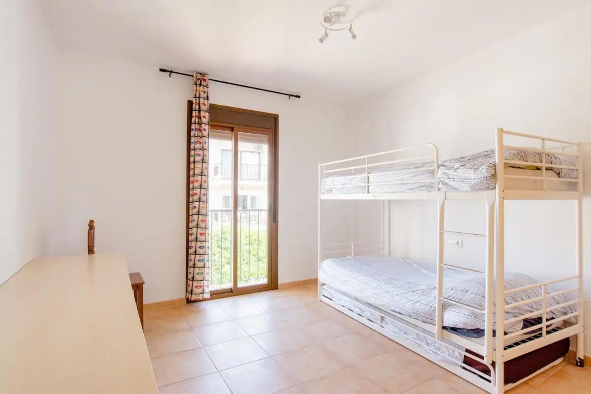 Habitacion En Casa Vacacional Фуэнхирола Экстерьер фото