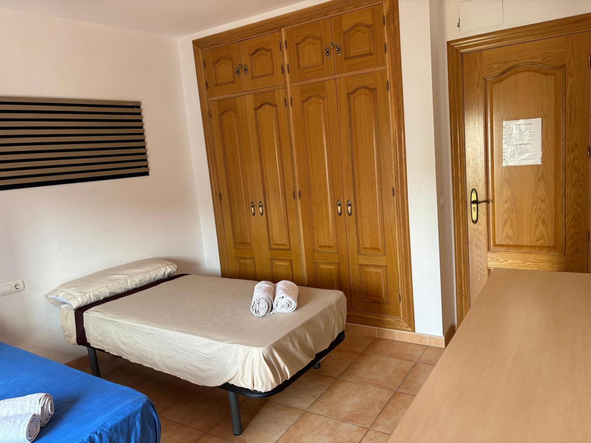 Habitacion En Casa Vacacional Фуэнхирола Экстерьер фото